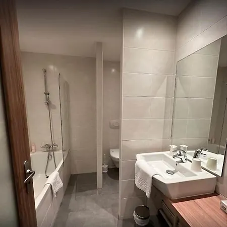 Le Royal 3*